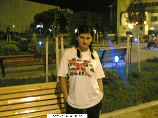 :hi: daca esti ascultator radio active pune-ti poza ta aici !!