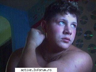 haidetiii fratior cu ca nu am mai ascultat muzika de nush cand !!! :(( ce facetii ?:x:x:x:x  nu ma