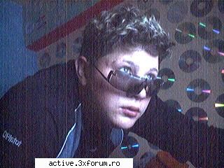 daca esti ascultator radio active pune-ti poza aici the best radio. she radio active .she the best